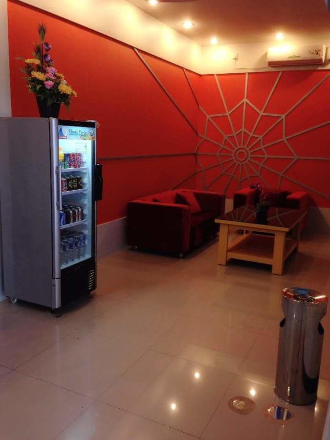 Wisma Asiatique Hotel Пеканбару Екстериор снимка